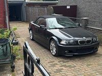 Gebraucht BMW 325 Cabriolet 192 PS (141 kW) 2001 Schwarz Cabrio
