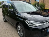 Gebraucht VW Caddy Maxi 122 PS (89 kW) 2022 Schwarz Van / Kleinbus