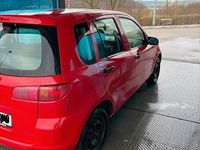 Gebraucht Mazda 2 Comfort 75 PS (55 kW) 2004 Rot Kleinwagen