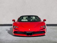 Gebraucht Ferrari SF90 1001 PS (736 kW) 2023 Rot Cabrio
