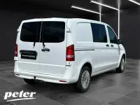 Gebraucht Mercedes Vito 190 PS (139 kW) 2024 Arktikweiß Van