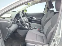 Gebraucht Toyota Yaris Comfort 72 PS (52 kW) 2023 Silber Kleinwagen
