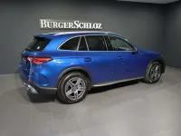 Gebraucht Mercedes GLC300 AMG 258 PS (189 kW) 2024 Metalliclack spektralblau SUV