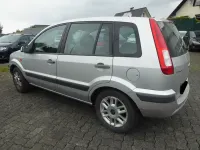 Gebraucht Ford Fusion Style 101 PS (74 kW) 2009 Silber Kleinwagen