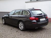 Gebraucht BMW 525 Sport Line 218 PS (160 kW) 2013 Grau Kombi