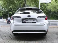 Gebraucht Toyota Corolla Team 122 PS (89 kW) 2021 Schneeweiß Kombi