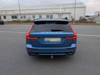 Gebraucht Volvo V60 R-Design 341 PS (250 kW) 2020 Blau Kombi