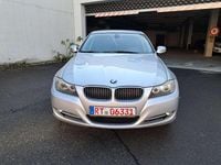 Gebraucht BMW 318 143 PS (105 kW) 2011 Titansilber metallic Kombi
