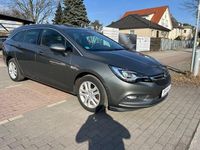 Gebraucht Opel Astra Dynamic 136 PS (100 kW) 2018 Grau Kombi