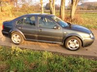 Gebraucht VW Bora 75 PS (55 kW) 2001 Grau metallic Limousine