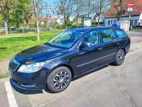 Gebraucht Skoda Octavia Active 105 PS (77 kW) 2012 Schwarz Kombi