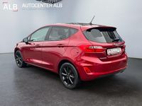 Gebraucht Ford Fiesta 101 PS (74 kW) 2018 Rot Kleinwagen