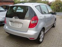 Gebraucht Mercedes A200 Avantgarde 140 PS (102 kW) 2009 Silber Limousine