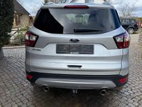 Gebraucht Ford Kuga 150 PS (110 kW) 2019 Silber SUV