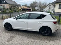 Używany Seat Leon ST FR 140 KM (102 kW) 2013 Biały Kombi