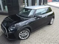 Gebraucht Mini Cooper 156 PS (114 kW) 2024 Schwarz Kleinwagen