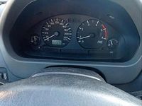 Gebraucht Mitsubishi Space Star 102 PS (75 kW) 2001 Van / Kleinbus