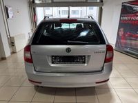 Gebraucht Skoda Octavia Ambition 122 PS (89 kW) 2013 Silber Kombi