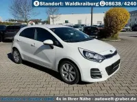 Second-hand Kia Rio 109 CP (80 kW) 2016 Alb Berlinǎ