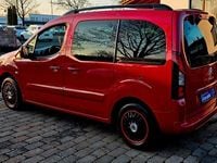 Gebraucht Citroën Berlingo Shine 110 PS (80 kW) 2016 Rot Van / Kleinbus