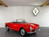 Gebraucht Alfa Romeo Giulia Spider 111 PS (81 kW) 1965 Rot Cabrio