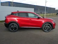 Neu Alfa Romeo Junior Edizione Speciale 145 PS (106 kW) 2026 Rot SUV
