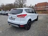 Gebraucht Ford Kuga Trend 150 PS (110 kW) 2013 Weiß SUV