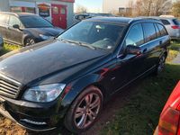 Gebraucht Mercedes C250 204 PS (150 kW) 2010 Schwarz Kombi