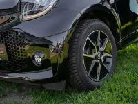 Gebraucht Smart ForTwo Coupé Exclusive 60 kW (82 PS) 2023 Schwarz Kleinwagen