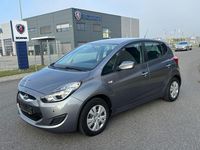 Gebraucht Hyundai ix20 90 PS (66 kW) 2012 Grau Kleinwagen