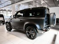 Neu Land Rover Defender HSE Dynamic 351 PS (258 kW) 2026 Santorini black SUV
