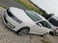 Gebraucht Skoda Rapid 105 PS (77 kW) 2014 Weiß Kleinwagen