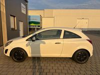 Używany Opel Corsa Selection 69 KM (50 kW) 2014 Biały Hatchback