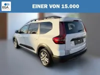 Gebraucht Dacia Jogger Expression 101 PS (74 kW) 2023 Weiß Van / Kleinbus