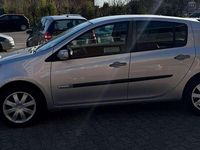 Gebraucht Renault Clio II Rip Curl 75 PS (55 kW) 2007 Silber Limousine