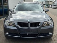 Gebraucht BMW 320 Advantage 150 PS (110 kW) 2007 Grau Limousine