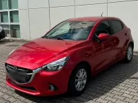 Gebraucht Mazda 2 75 PS (55 kW) 2016 Rot Kleinwagen