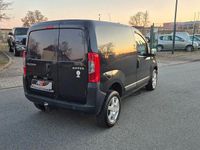 Gebraucht Peugeot Bipper Basis 68 PS (50 kW) 2009 Schwarz Van / Kleinbus