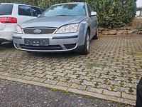 Gebraucht Ford Mondeo Trend 116 PS (85 kW) 2003 Silber Limousine