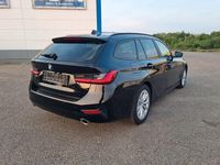 Gebraucht BMW 320 Advantage 190 PS (139 kW) 2020 Schwarz Kombi