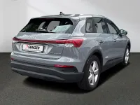 Gebraucht Audi Q4 e-tron 125 kW (170 PS) 2023 Kieselgrau SUV