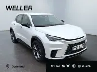 Neu Lexus LBX 136 PS (100 kW) 2025 Schwarz SUV
