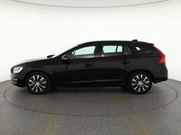 Gebraucht Volvo V60 152 PS (111 kW) 2018 Schwarz Kombi