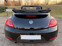 Second-hand VW Beetle 105 CP (77 kW) 2016 Negru Hatchback