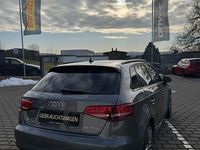 Gebraucht Audi A3 Design 150 PS (110 kW) 2019 Grau Limousine