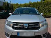 Gebraucht Dacia Sandero 75 PS (55 kW) 2012 Silber Kleinwagen