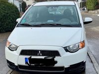 Gebraucht Mitsubishi Colt Motion 75 PS (55 kW) 2011 Weiß Kleinwagen
