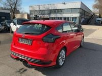 Second-hand Ford Focus ST 250 CP (183 kW) 2016 Roșu Berlinǎ