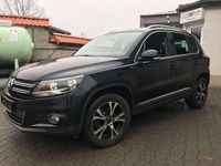 Gebraucht VW Tiguan LOUNGE 150 PS (110 kW) 2016 Deep black perleffekt SUV