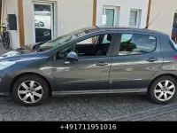 Gebraucht Peugeot 308 Active 120 PS (88 kW) 2012 Grau Limousine